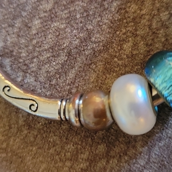 BELLA PERLINA Metal Lampwork Pearl Beaded Magnetic Clamper Bracelet FLAWED - Picture 7 of 9